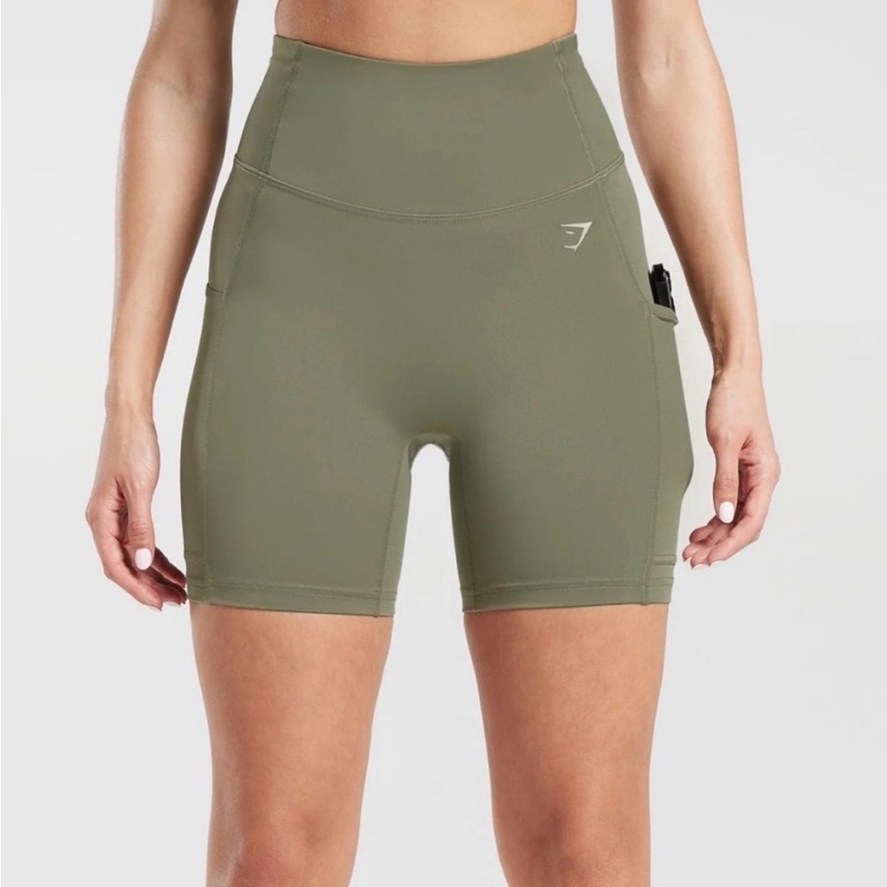 Gymshark Olive Bike Shorts for Women NEW Medium - Picture 2 of 8